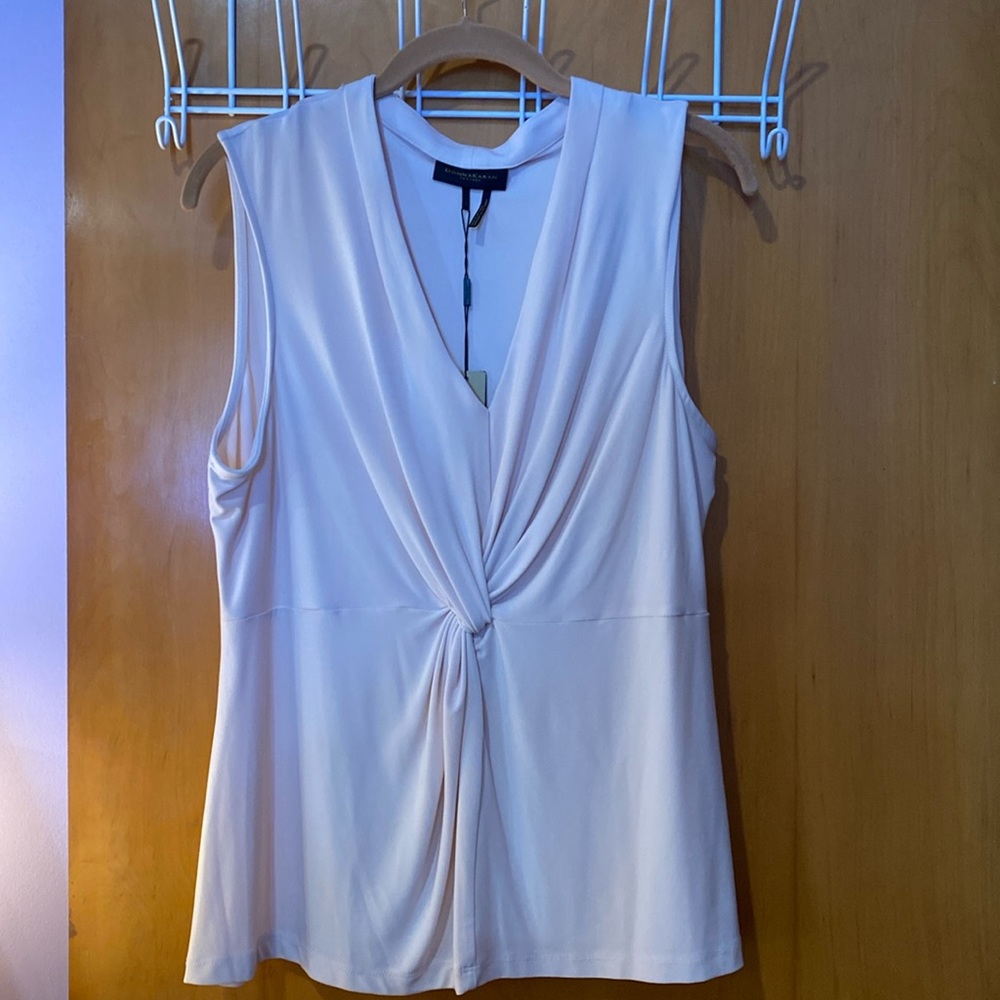 Beautiful knotted front tank